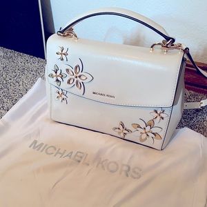 Stylish Michael Kors Leather Handbag